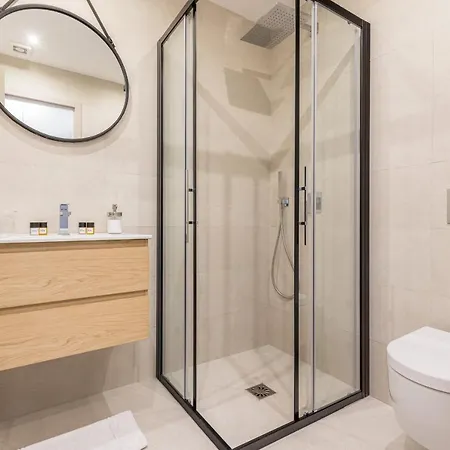 2 Bavastro - Beau 2 Pieces Lumineux Et Cosy - Climatise 아파트 *