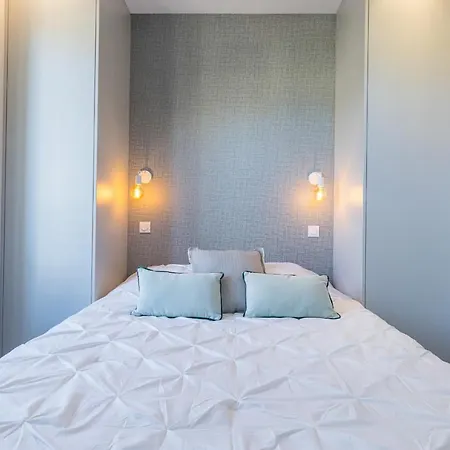 2 Bavastro - Beau 2 Pieces Lumineux Et Cosy - Climatise *