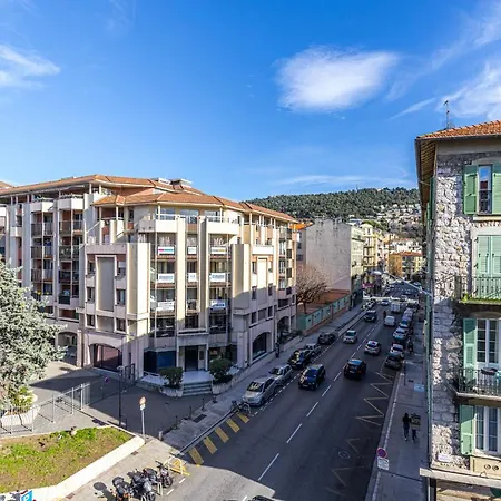 2 Bavastro - Beau 2 Pieces Lumineux Et Cosy - Climatise